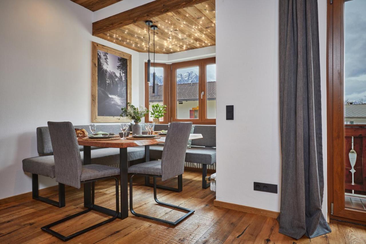 Alpis Ferienwohnung การ์มิช-พาร์เทนเคียร์เชน ภายนอก รูปภาพ
